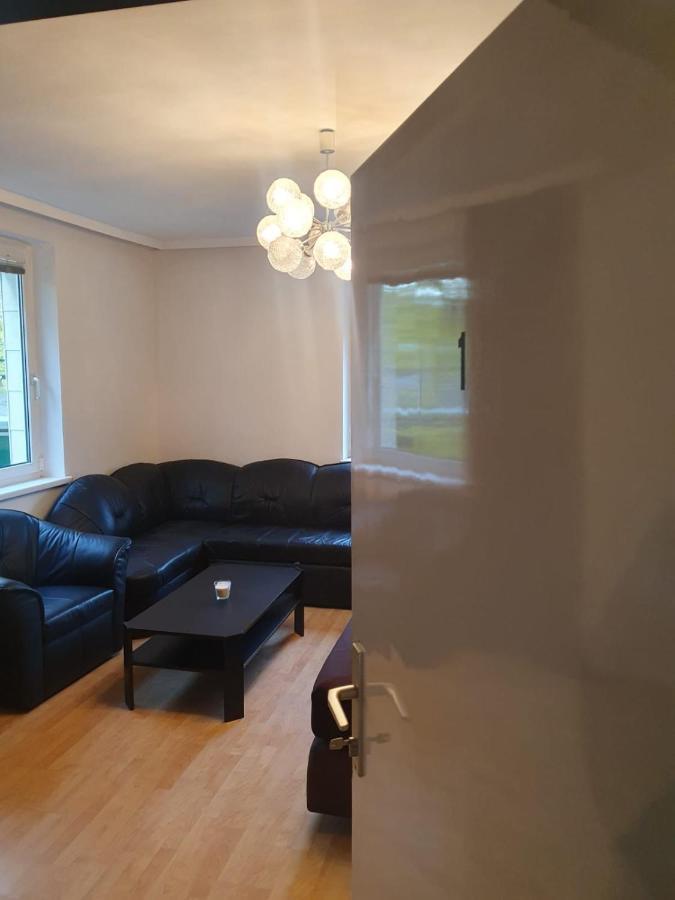 Breathtaking Shared Villa Near Danube River /W Garden And Parking Vienna Luaran gambar