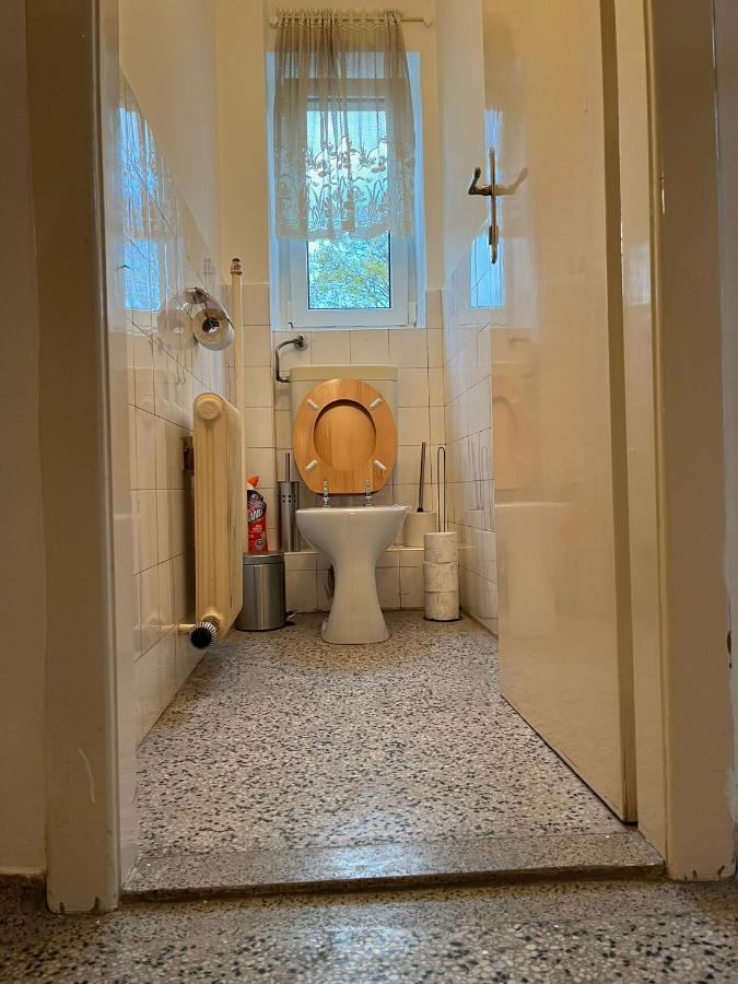 Breathtaking Shared Villa Near Danube River /W Garden And Parking Vienna Luaran gambar