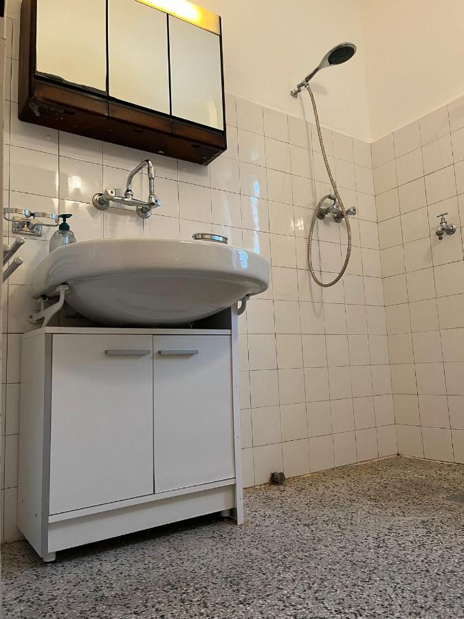 Breathtaking Shared Villa Near Danube River /W Garden And Parking Vienna Luaran gambar